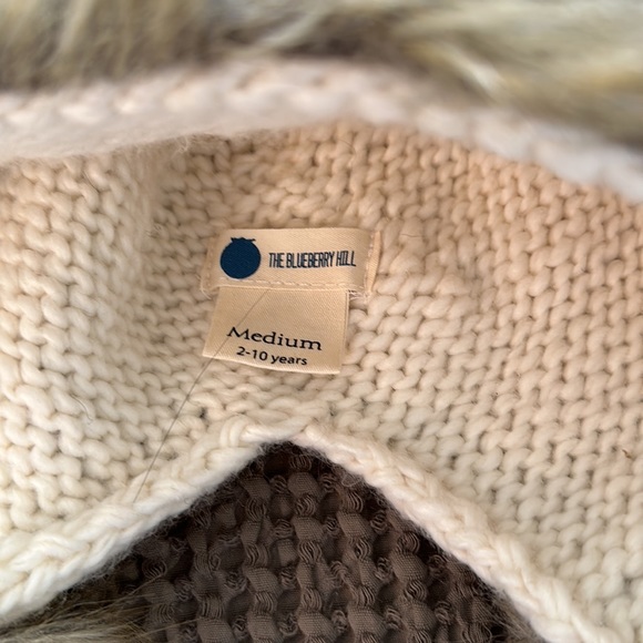 Faux Fur Lion Bonnet cream - Picture 3 of 4